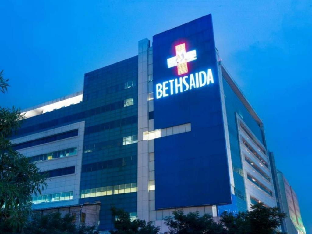 Lemo Hotel Serpong Tangerang Buitenkant foto